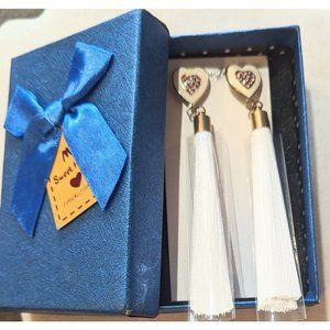 White Tassel Dangle Drop Heart Earrings Rhinestones NWT 4.75"